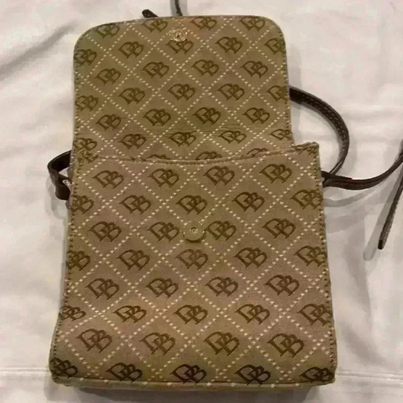 Dooney and Bourke‎ Square logo Crossbody Bag - Picture 6 of 9